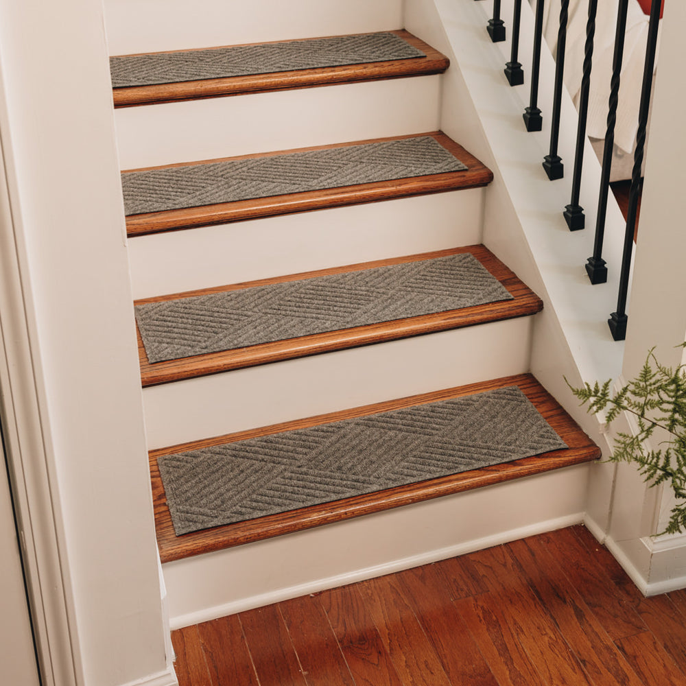 WaterHog Diamonds Stair Treads