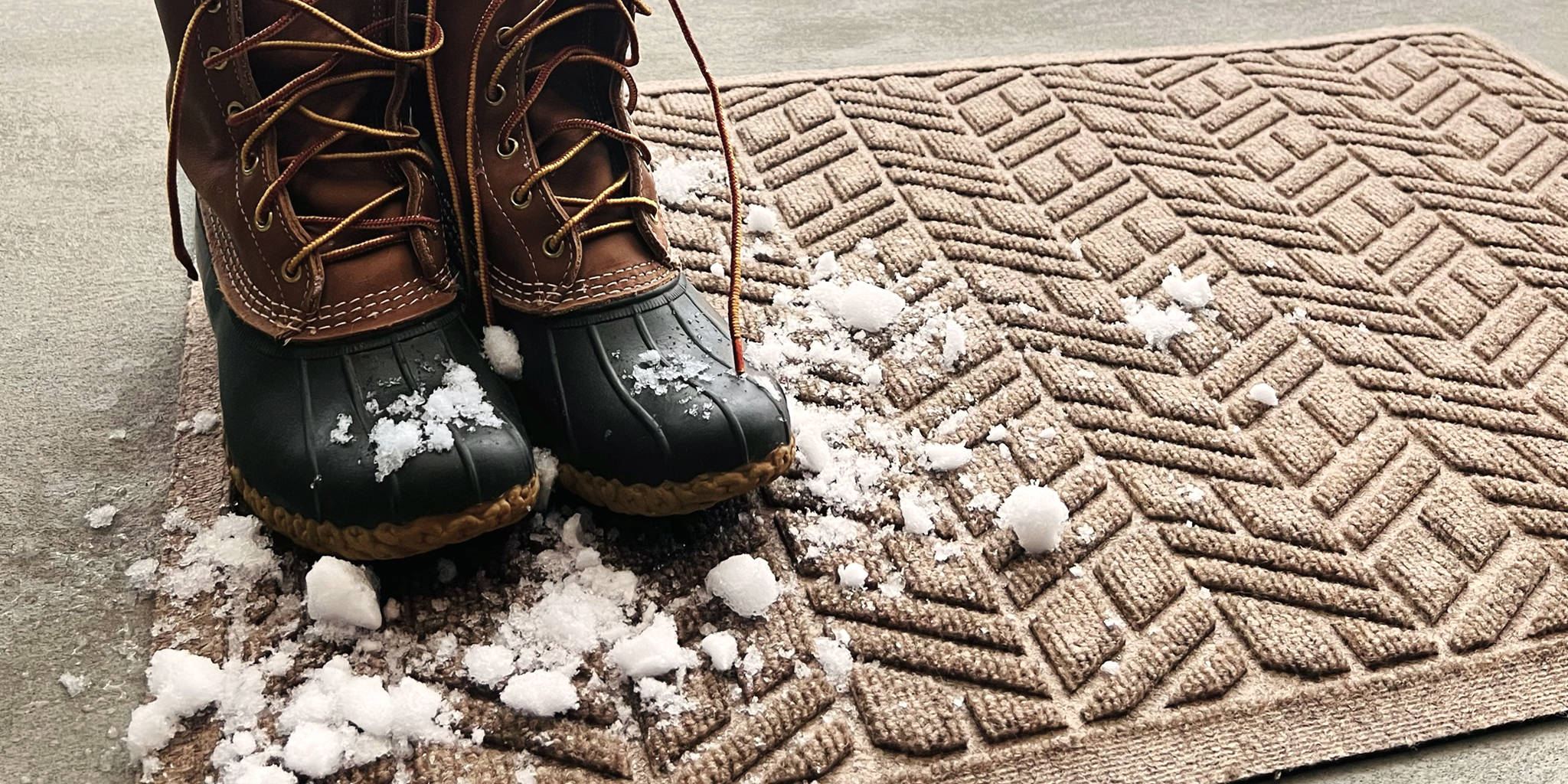 How a WaterHog® Outperforms & Outlasts Other Outdoor Mats